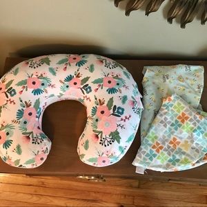 Boppy Nursing/Positioning Pillow with 3 Covers!